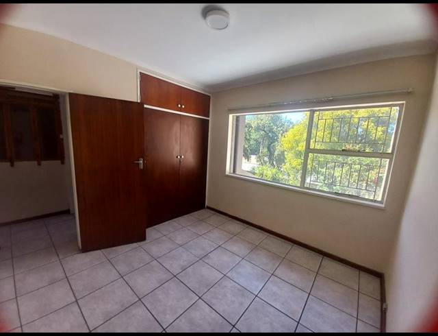 3 BEDROOM APARTMENT FOR SALE IN SASOLBURG CENTRAL